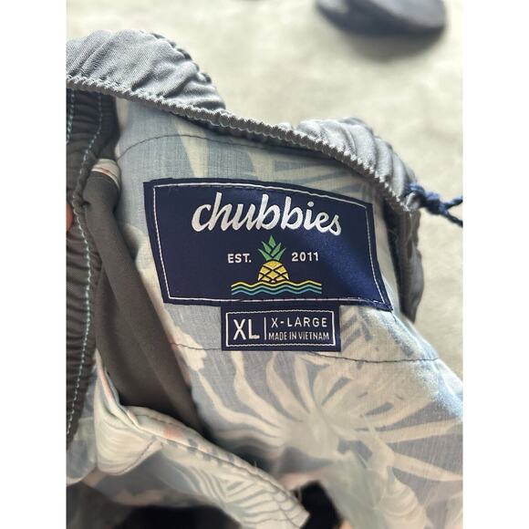 The Musts Everywhere Pants Inseam 6” Size XL - Picture 7 of 8